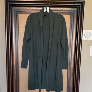 Quince Dark Green Cashmere Open Cardigan